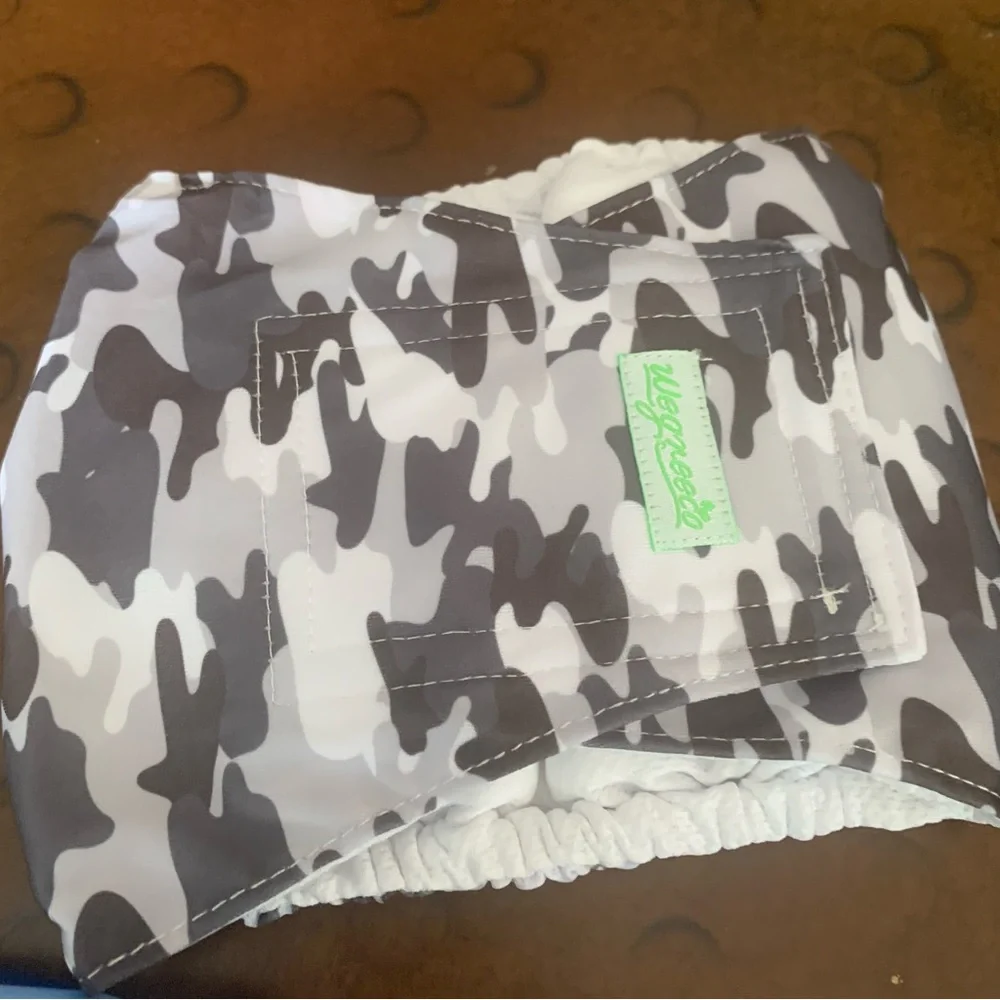 Dog Diapers Reusable pkg of 3 Camo Velcro closure New